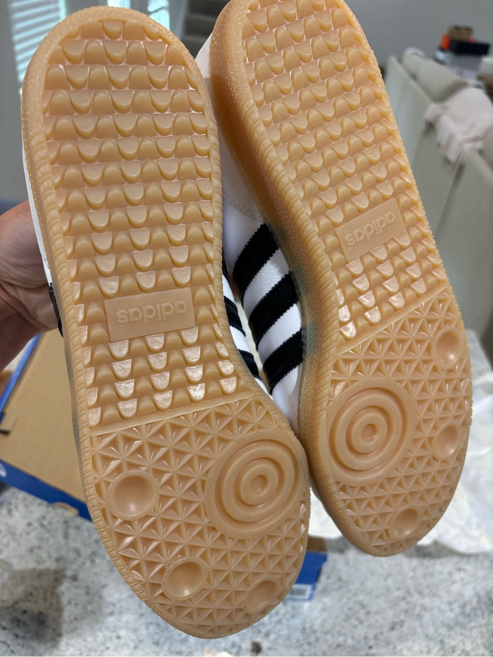 Adidas Samba JP ‘Cloud White Black Gum’ Men's Size 9-13 Low-Top Sneakers! JQ9055 - Picture 4 of 11